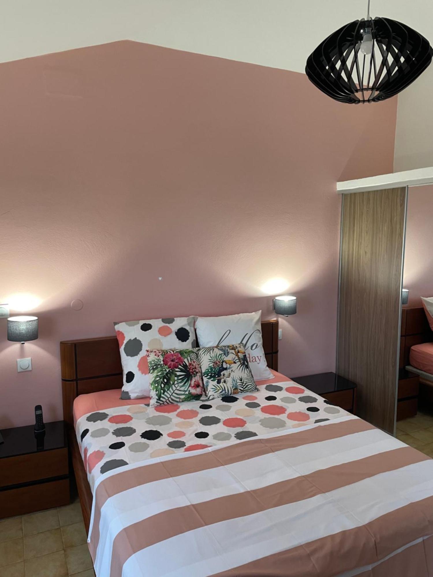 Villa Norah T5 Duplex ル・ロベール エクステリア 写真